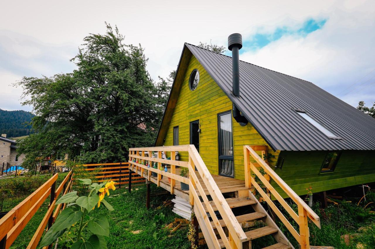 Wooden Cottage "Green House" In บาคูเรียนี ภายนอก รูปภาพ