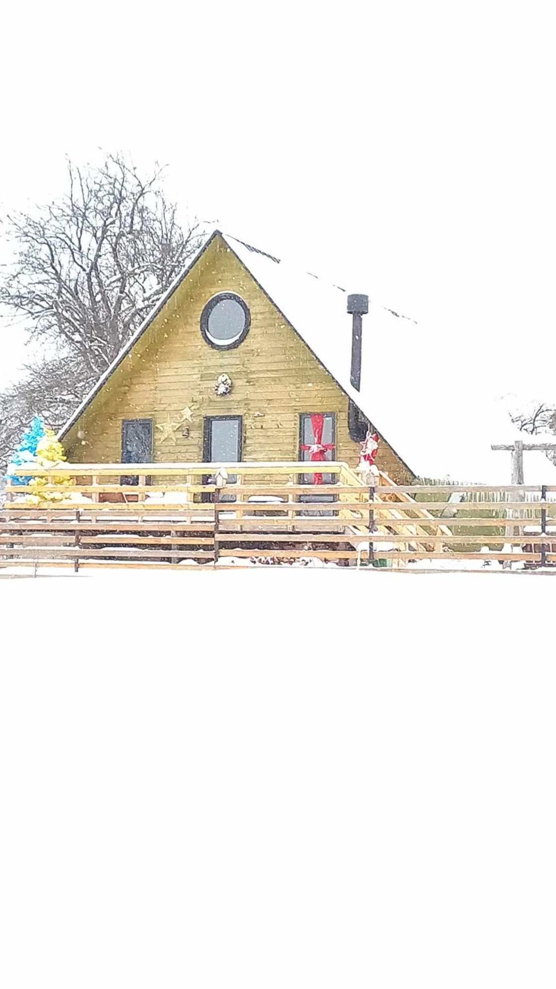 Wooden Cottage "Green House" In บาคูเรียนี ภายนอก รูปภาพ